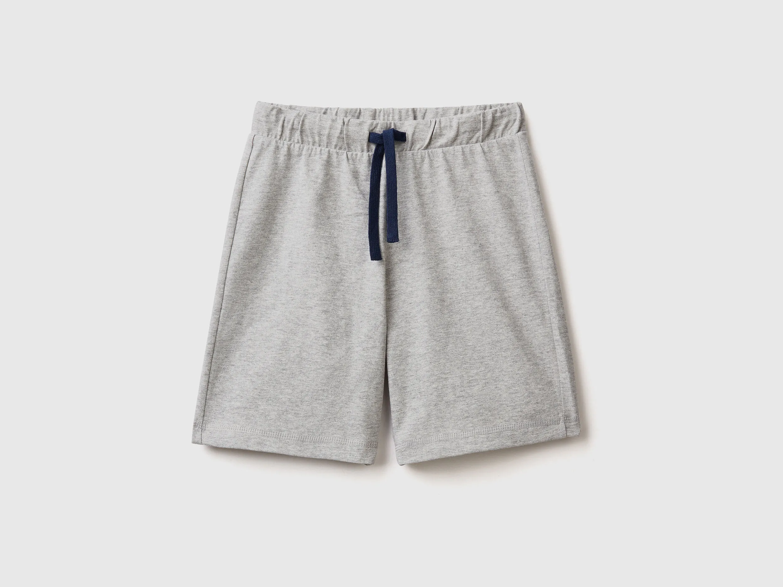 Bermudas de 100 % algodón