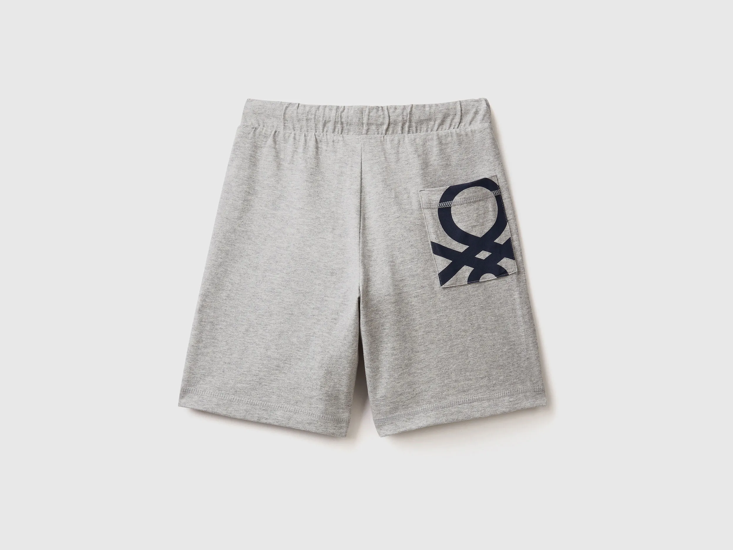 Bermudas de 100 % algodón