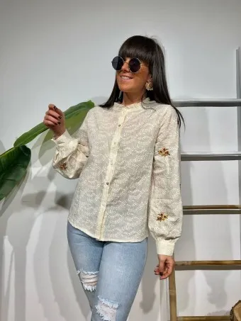 Blusa Bordado Perforado MORELIA Beige