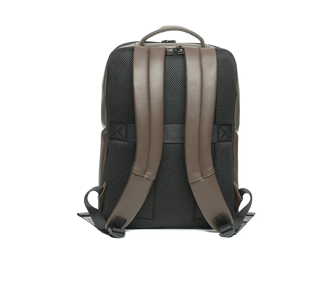 BO0001 Mochila Marrón