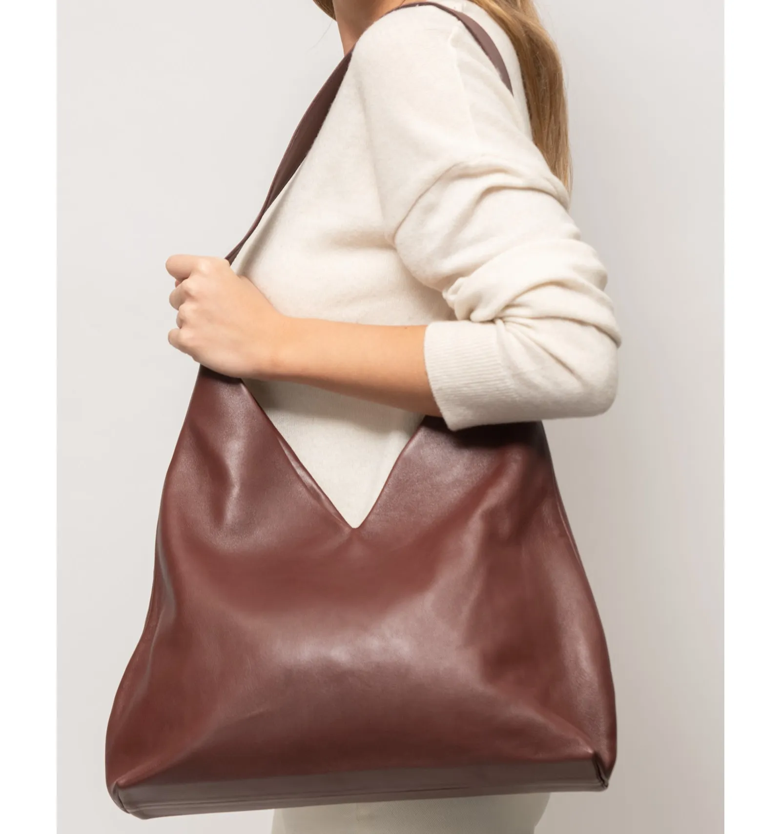 BOLSO DE PIEL NATERRA