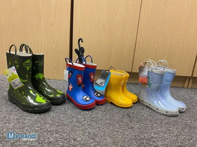 BOTA WELLINGTON PARA NIñOS Y ADULTOS  NUEVA SIN DEFECTOS  MOQ DE 250 PARES / 250 KG