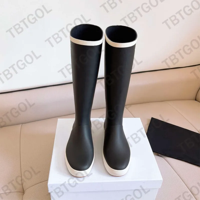 Botas de lluvia para mujer Botas de lluvia de goma de diseñador Bota hasta la rodilla de PVC 23FW Estilo casual Botas Welly impe