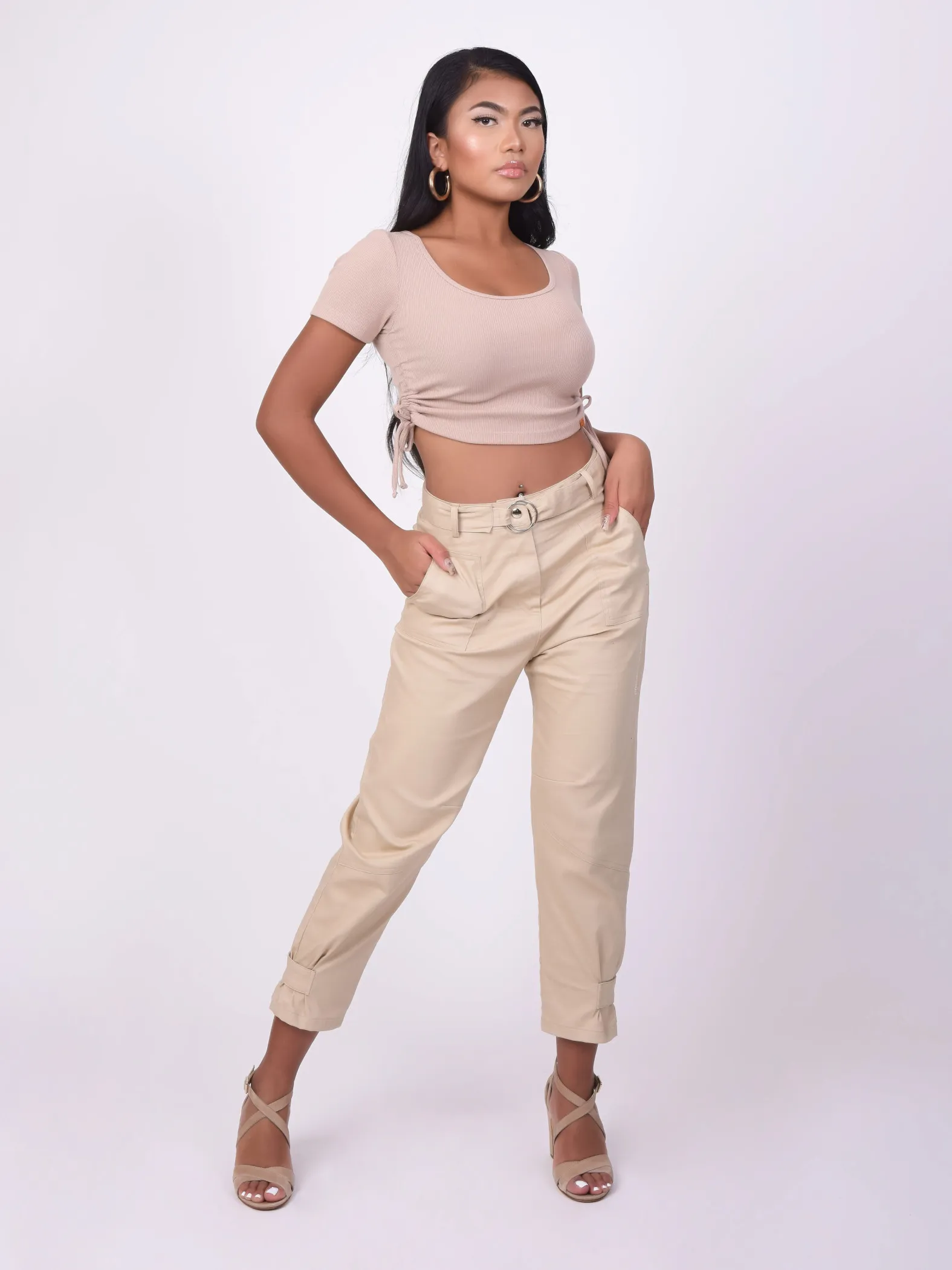 Camiseta crop con lazo de ajuste