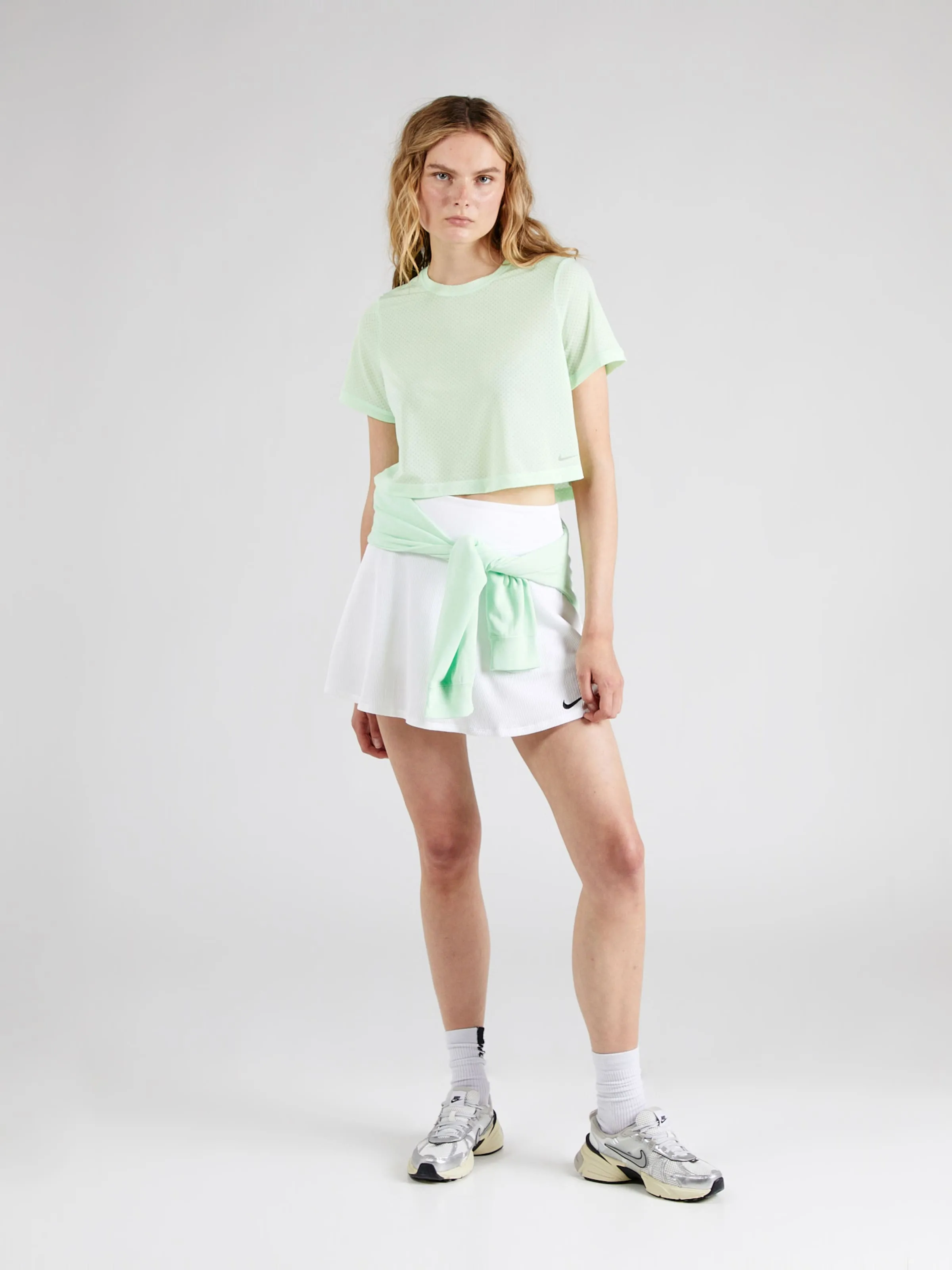 Camiseta funcional 'ONE CLASSIC' NIKE en Verde Pastel
