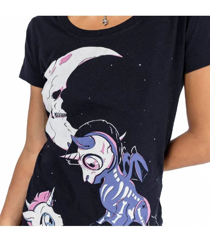 Camiseta Under The Moon T Shirt Negra Manga Corta Unicornios Luna INNOCENT