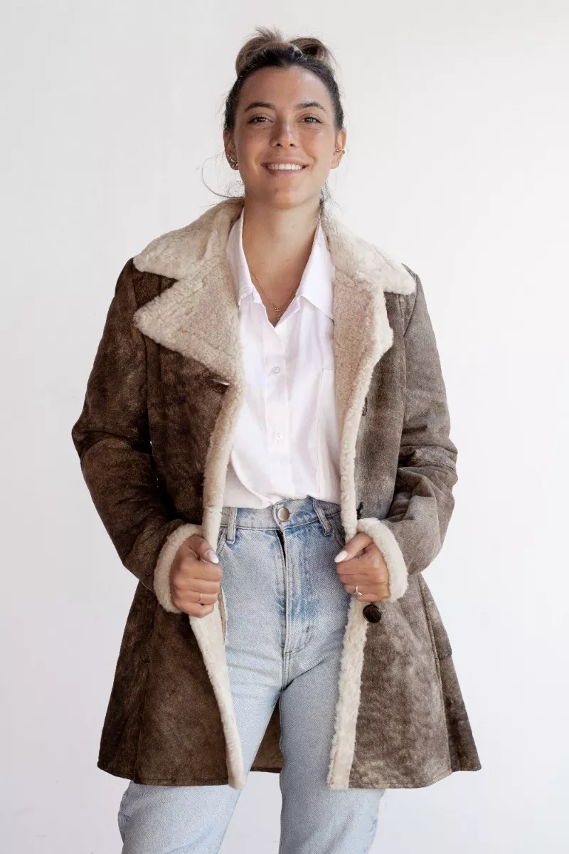 CAMPERA DE CUERO DE OVEJA DE MUJER CENIZA  MODELO: SOL.D