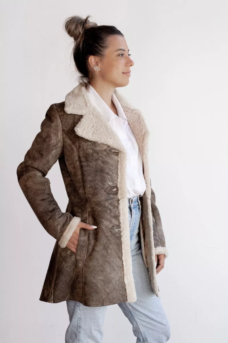 CAMPERA DE CUERO DE OVEJA DE MUJER CENIZA  MODELO: SOL.D
