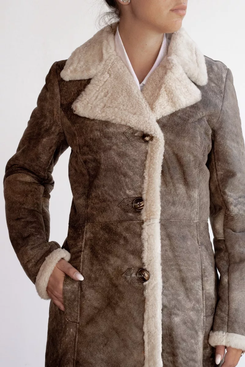 CAMPERA DE CUERO DE OVEJA DE MUJER CENIZA  MODELO: SOL.D