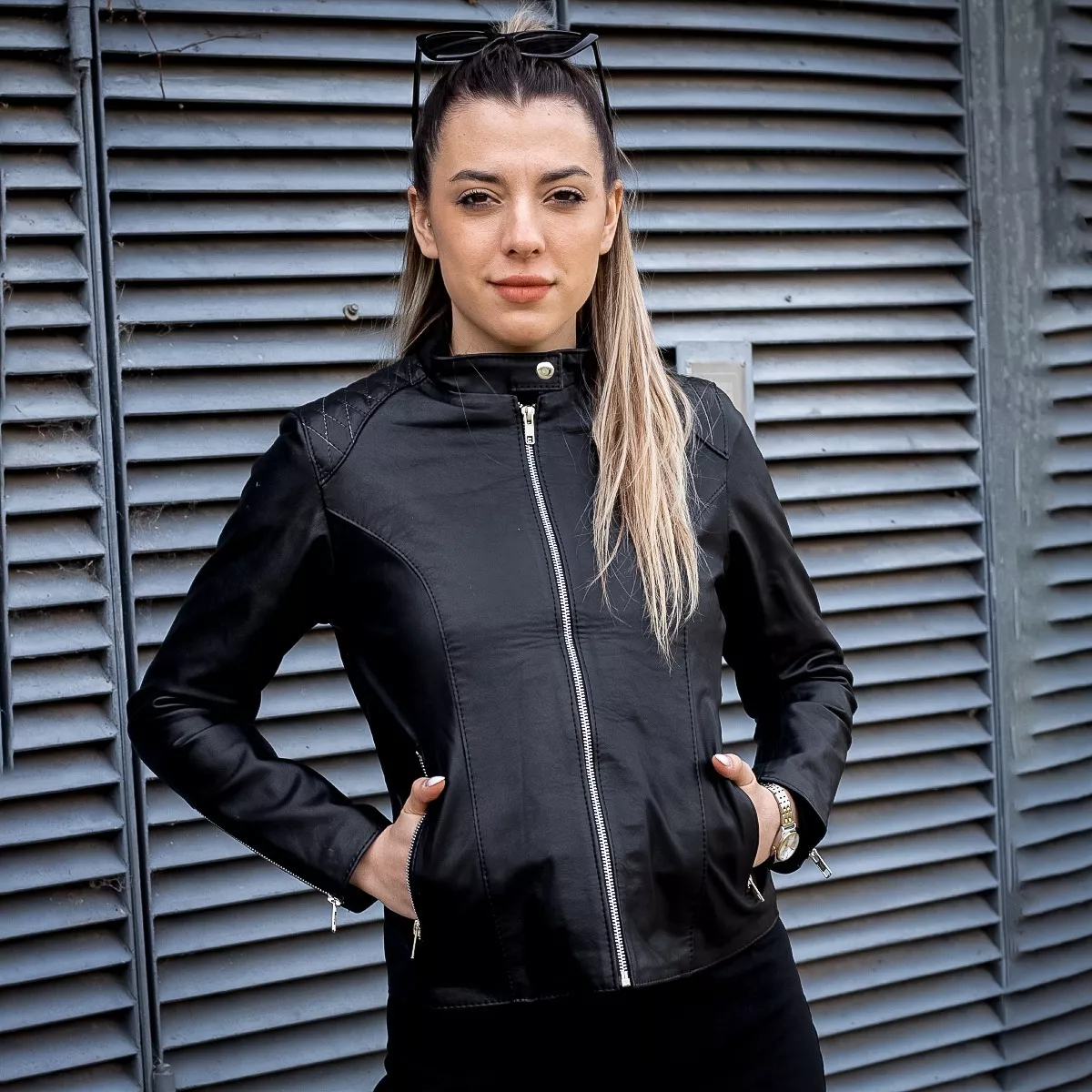 CAMPERA DE CUERO VACUNO 100% LEGITIMO DE MUJER  ART: 126