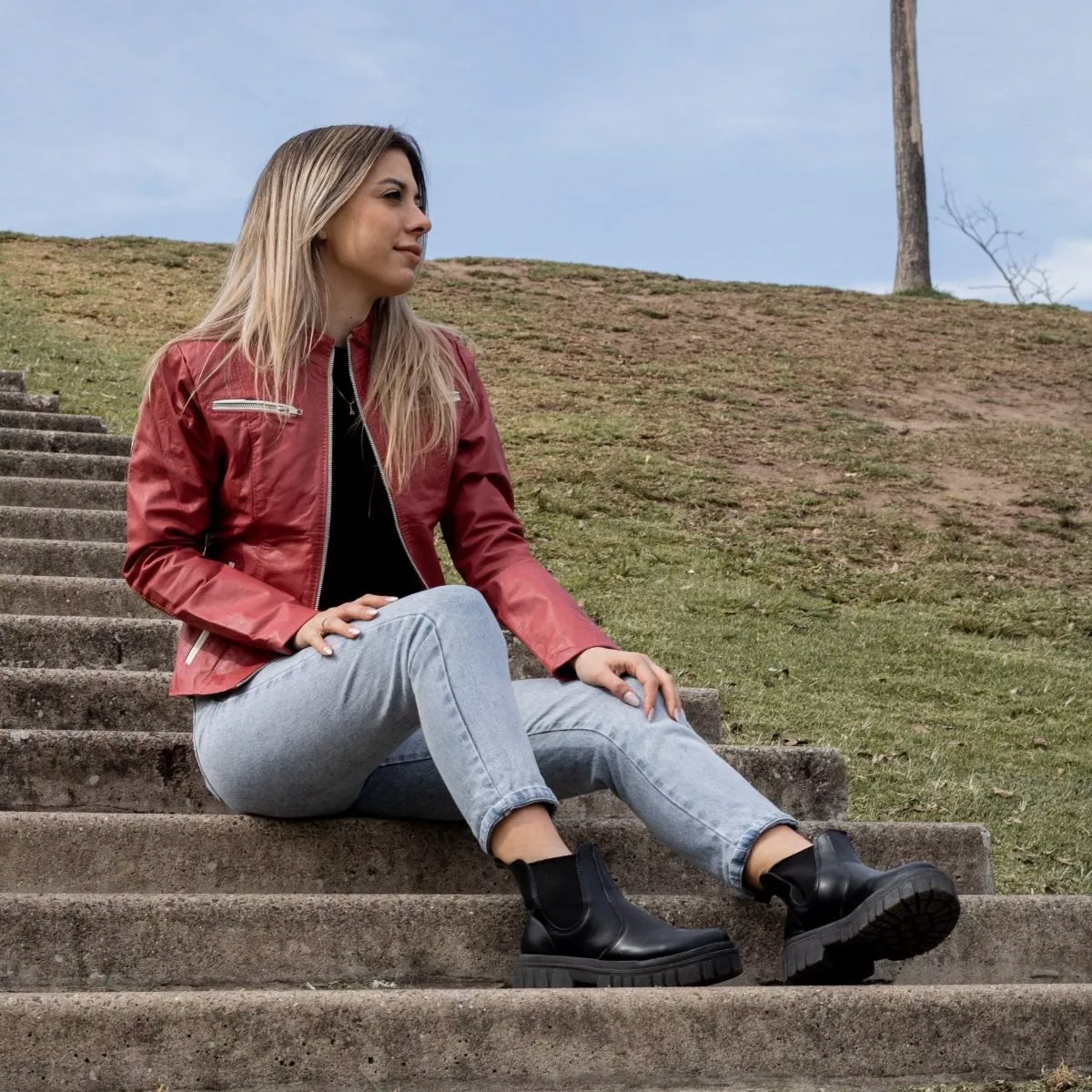 CAMPERA DE CUERO VACUNO 100% LEGITIMO DE MUJER  ART: 142