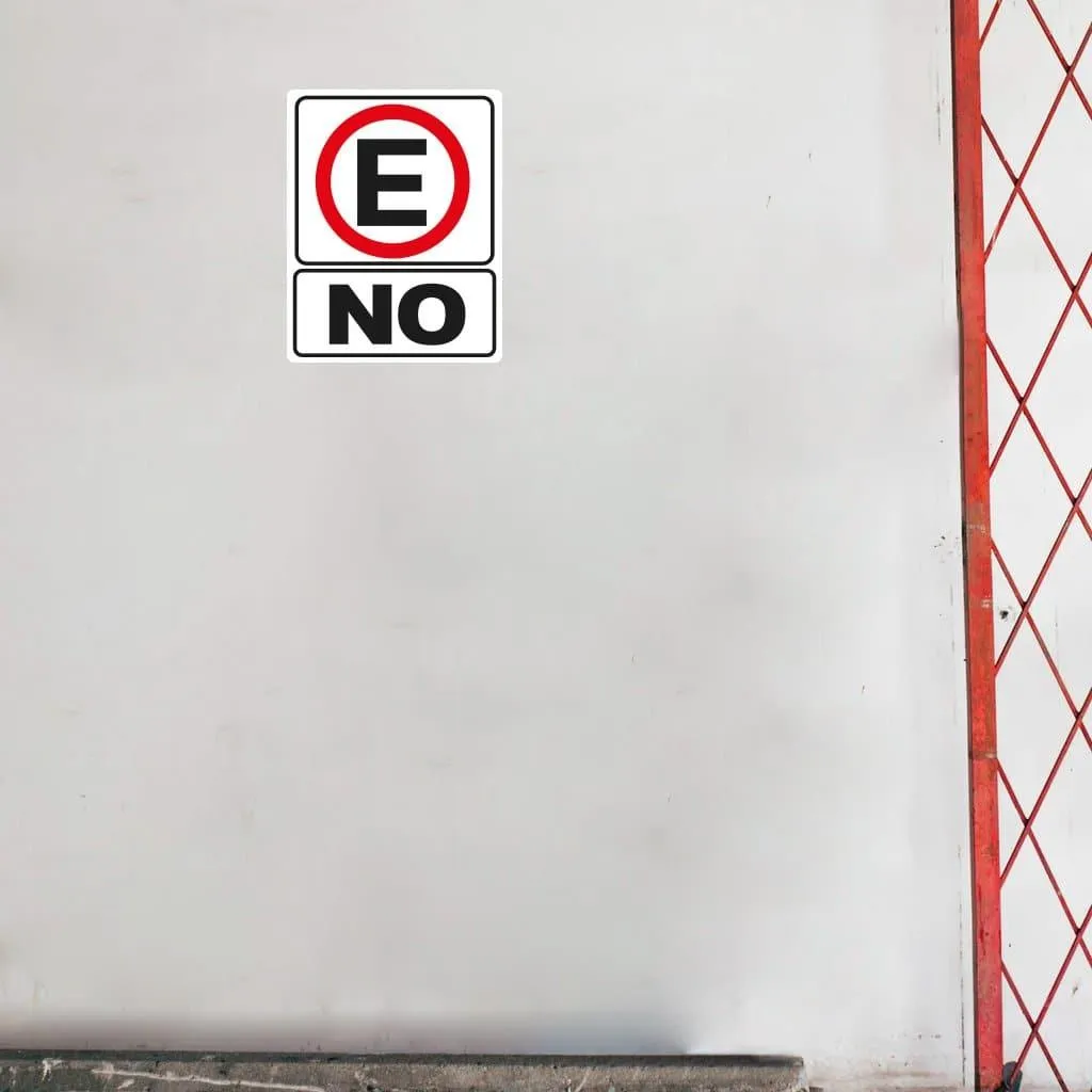Cartel No estacionarse LICA