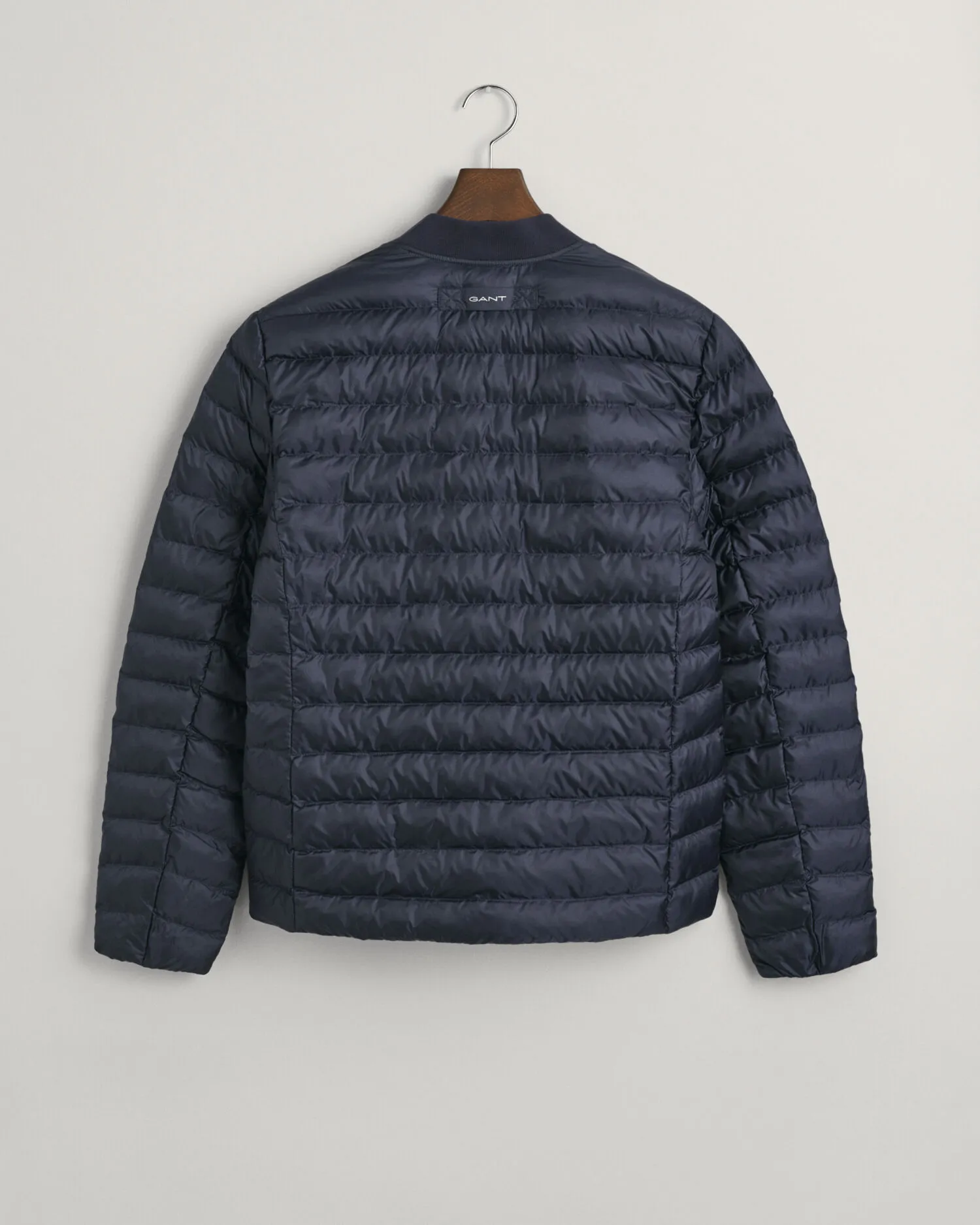 Cazadora bomber acolchada ligera