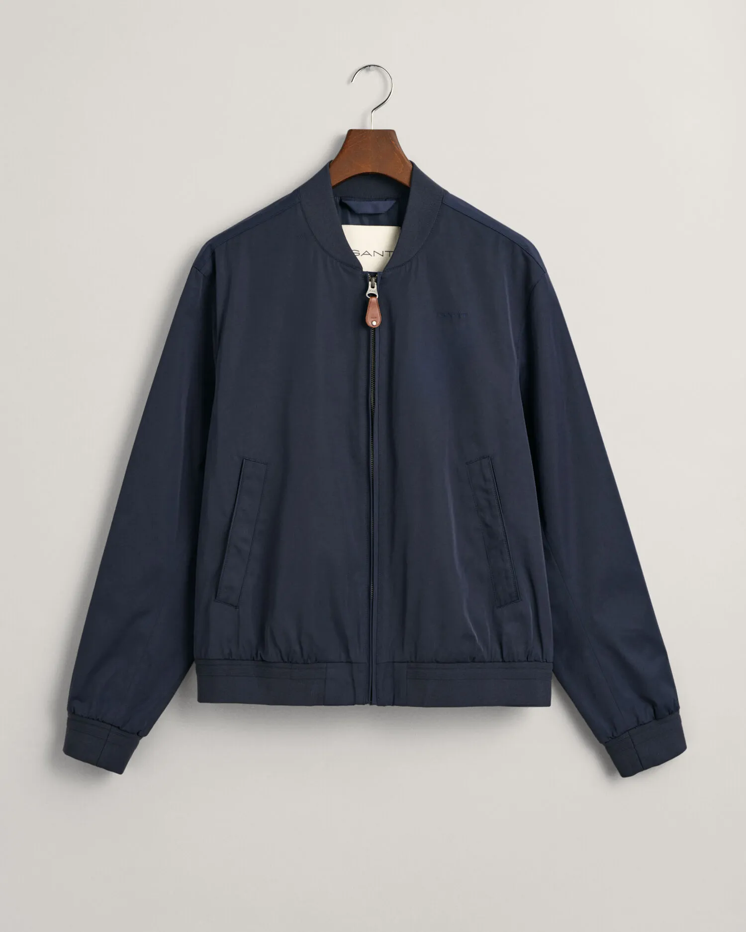 Cazadora bomber ligera