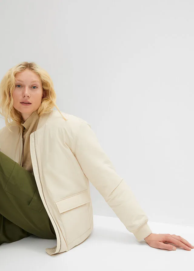 Chaqueta bomber oversize Arena claro