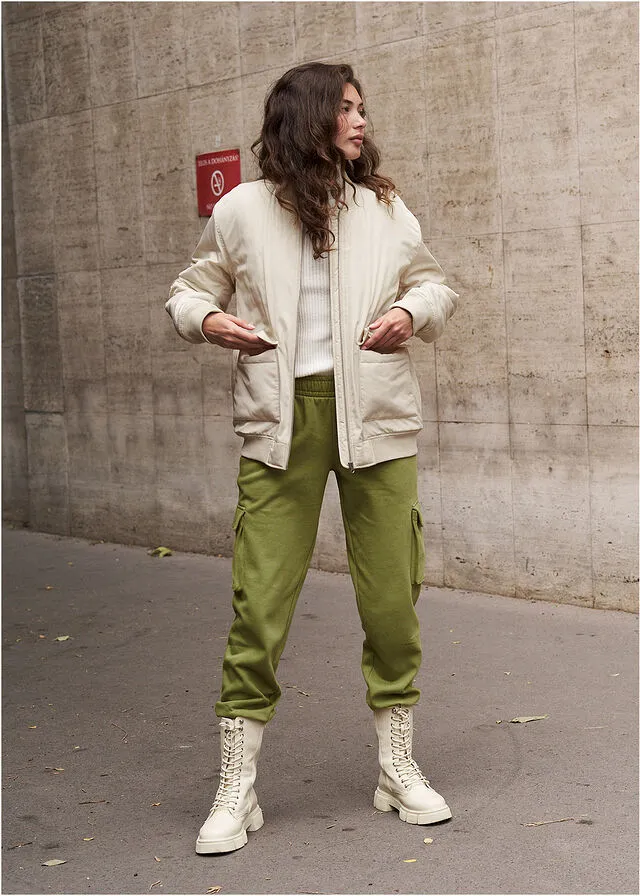 Chaqueta bomber oversize Arena claro