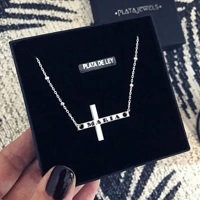 Collar Cruz con Nombre