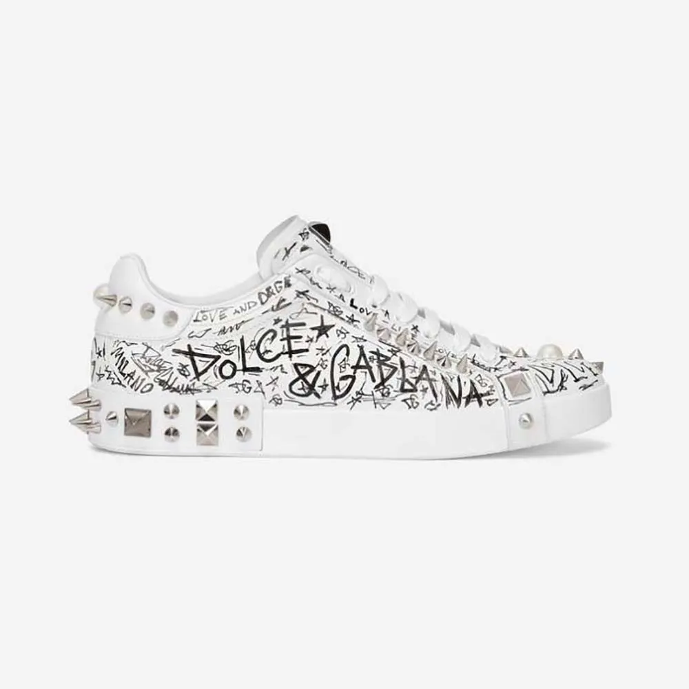 DOLCE GABBANA ZAPATILLAS PORTOFINO D&G UNISEX DE PIEL DE BECERRO CON TACHUELASBLANCO