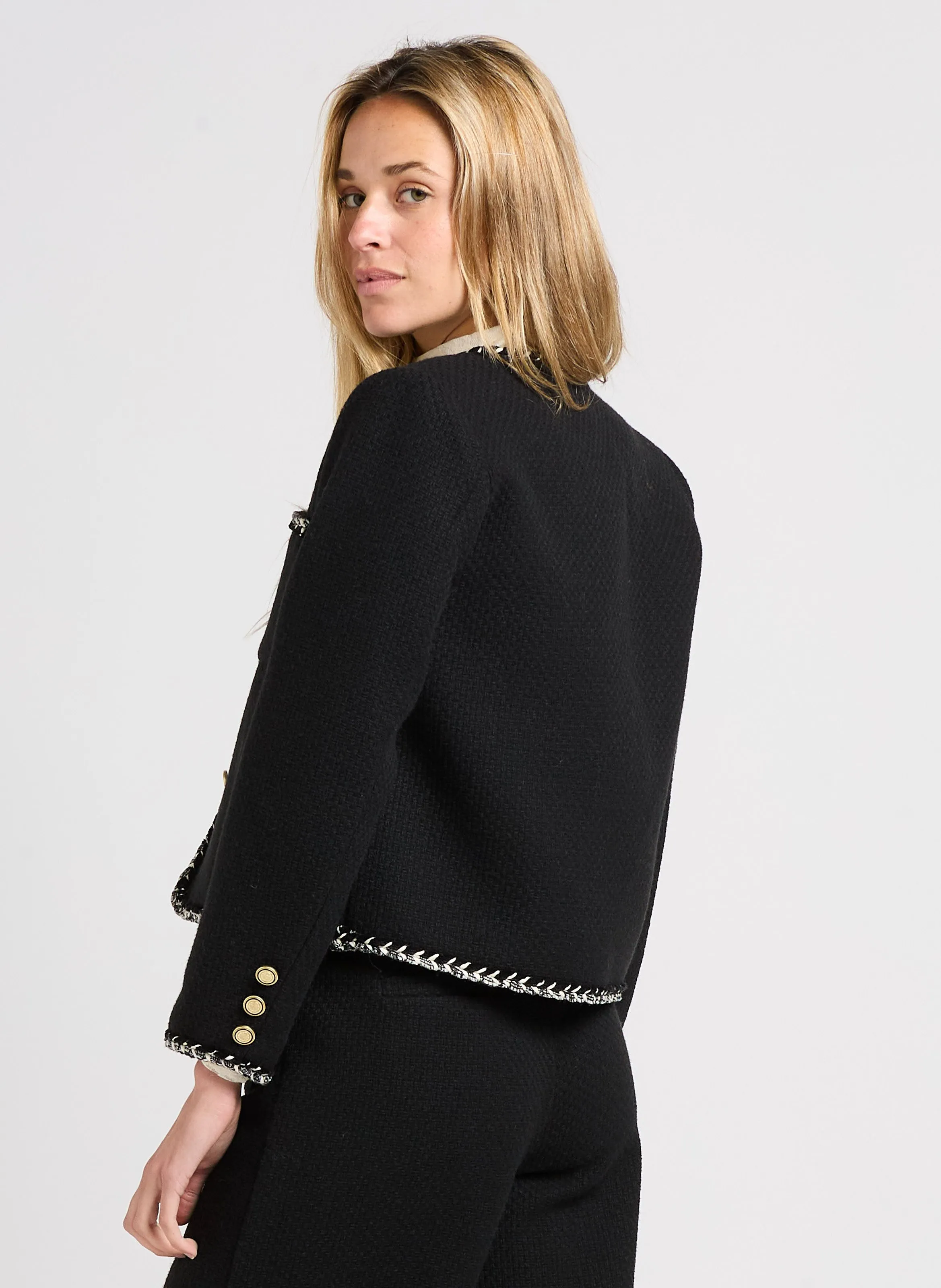 DONNA  CHAQUETA CUELLO REDONDO EN NEGRO