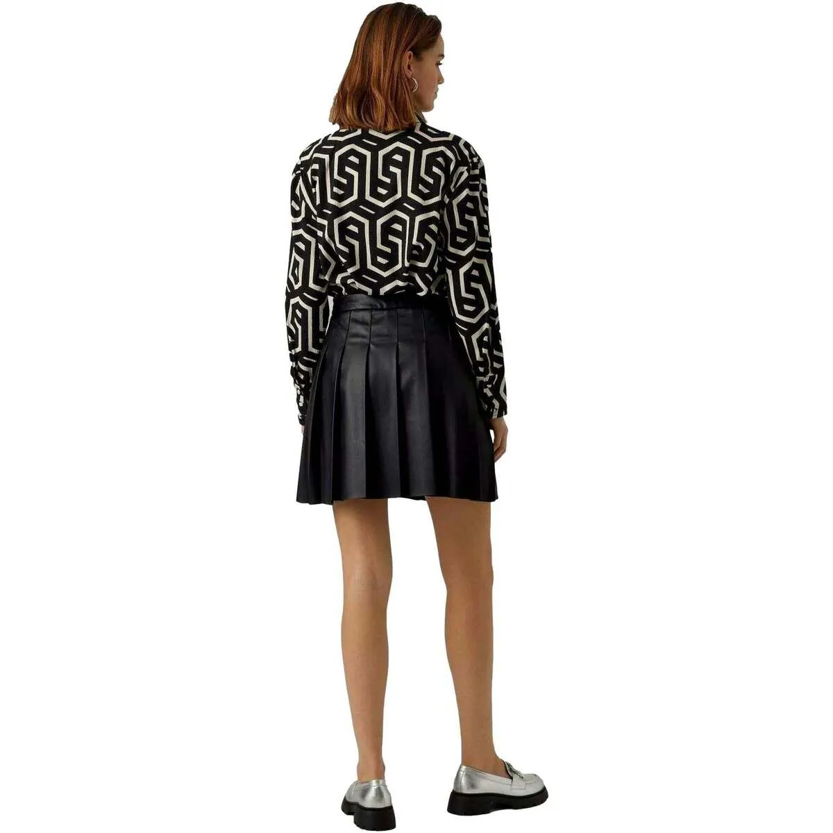 FALDA PLISADA CUERO  10295554
