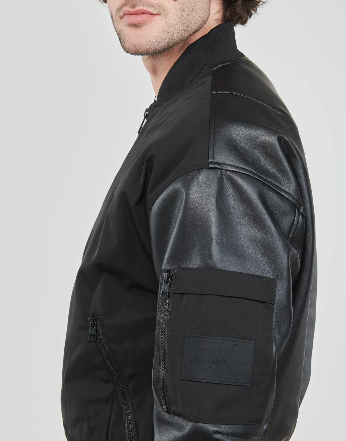 FAUX LEATHER BOMBER JACKET