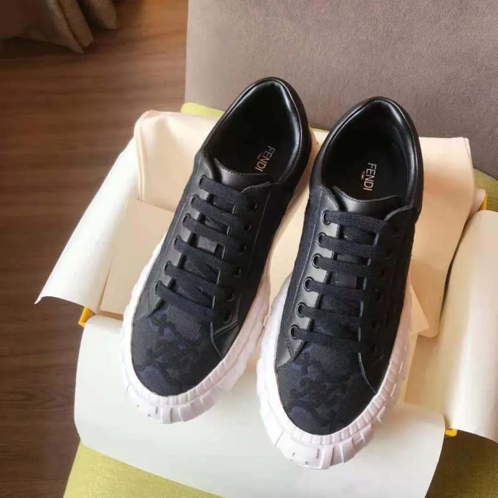 Fendi Mujer Force Zapatillas bajas de tela negra