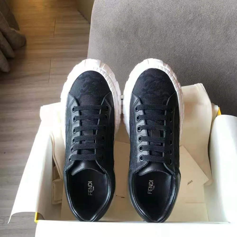 Fendi Mujer Force Zapatillas bajas de tela negra
