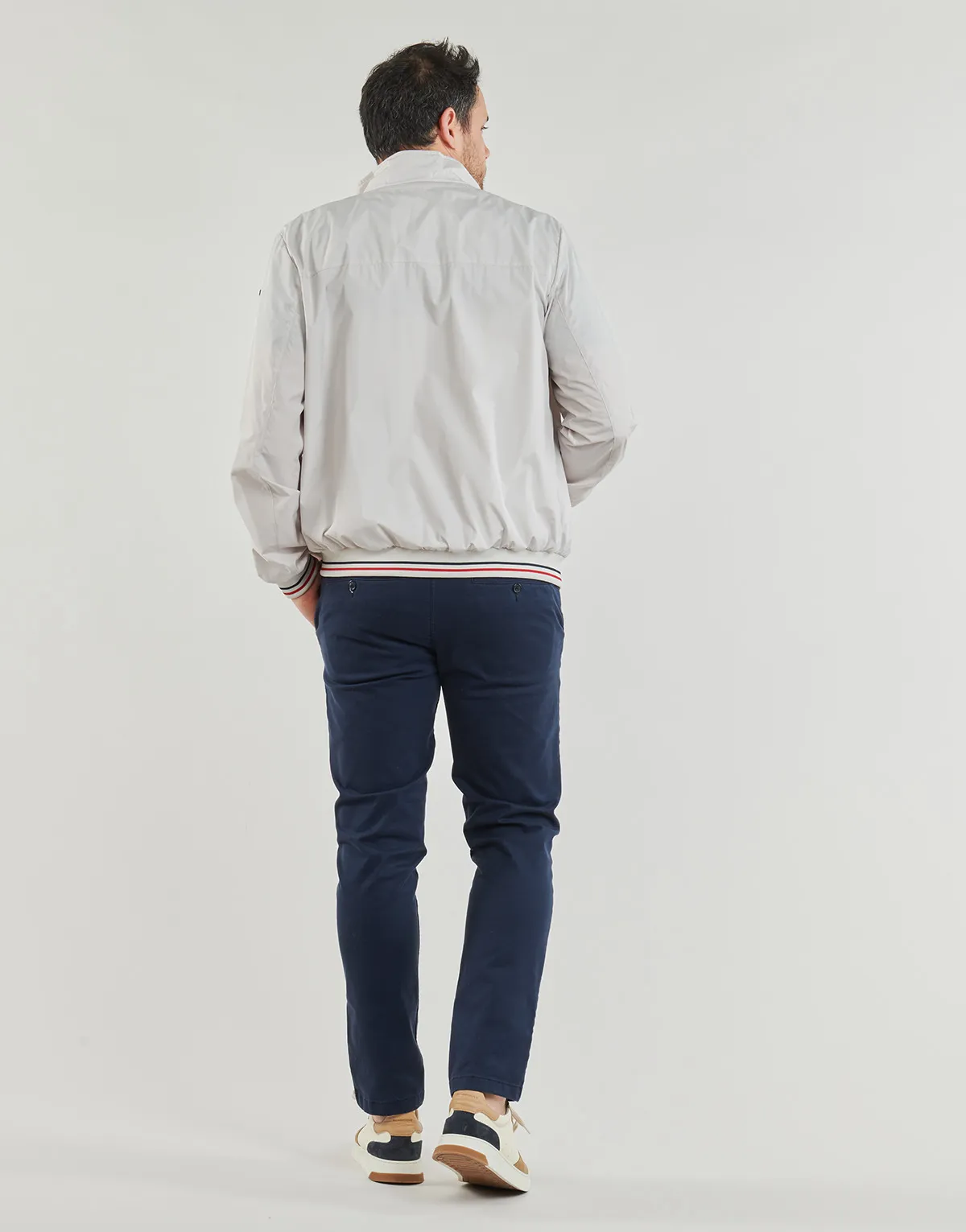 M JHARROD BOMBER