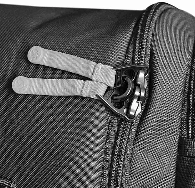 MOCHILA PACSAFE GO CARRY ON 34  JET BLACK