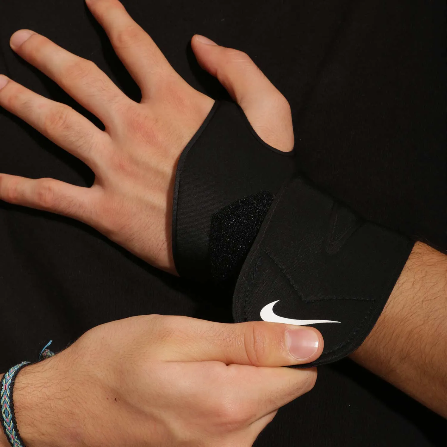 Muñequera Nike Pro 3.0 ajuste pulgar