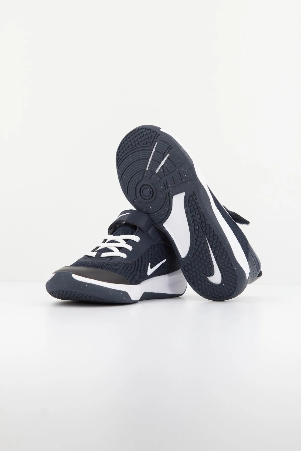 NIKE OMNI LITTLE KIDS' SHOES