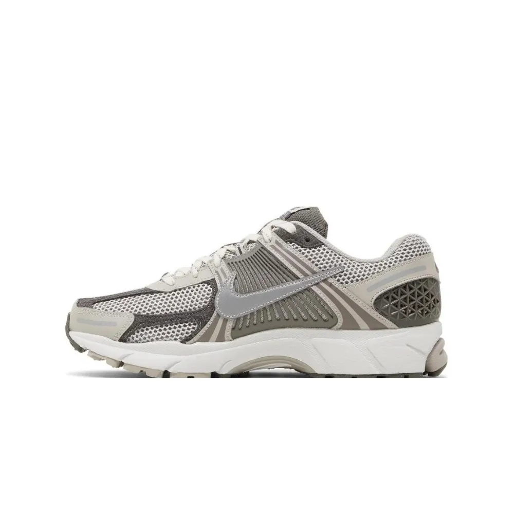Nike Zoom Vomero 5 Iron Ore Flat Pewter
