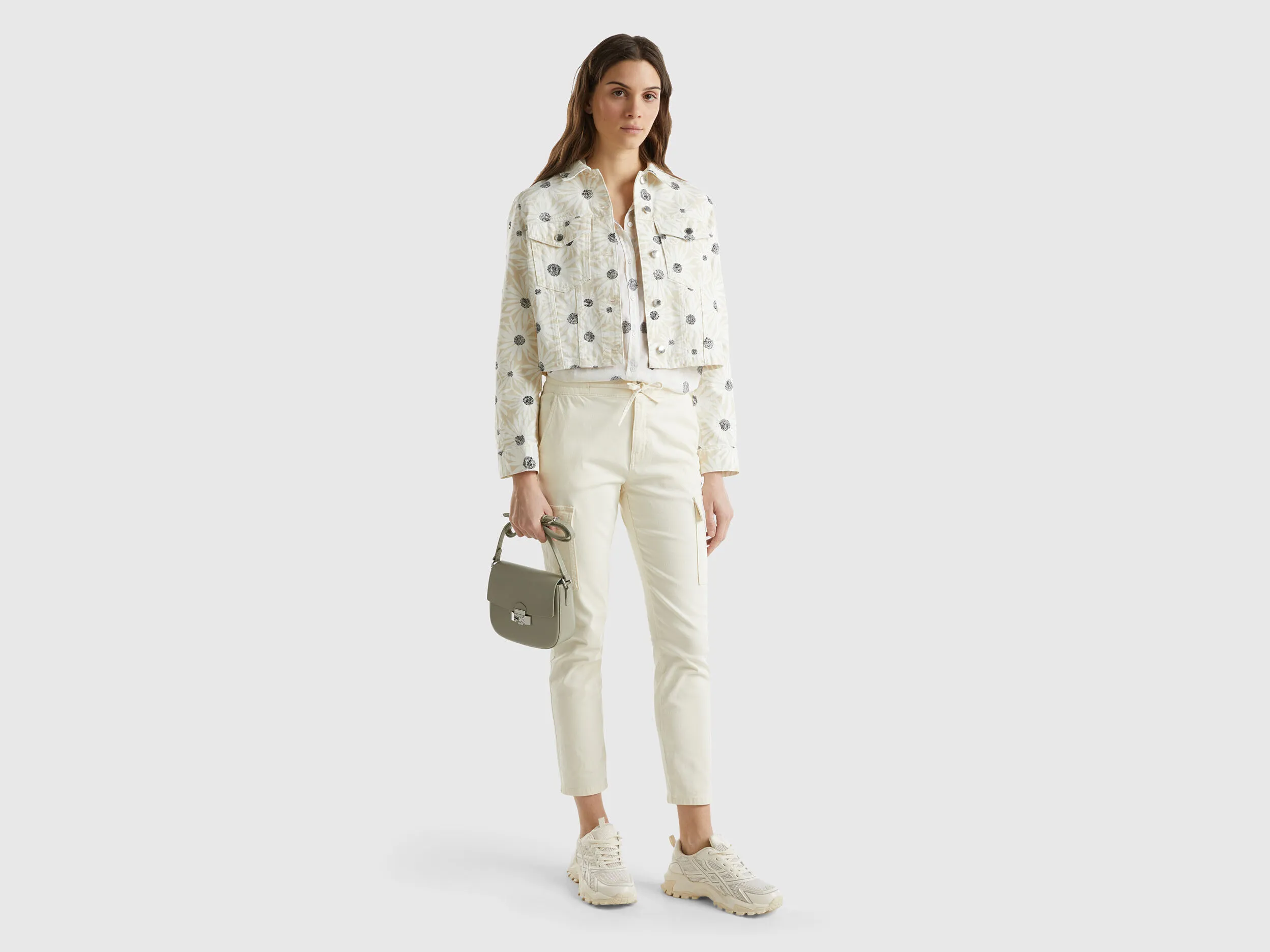 Pantalón cargo slim fit