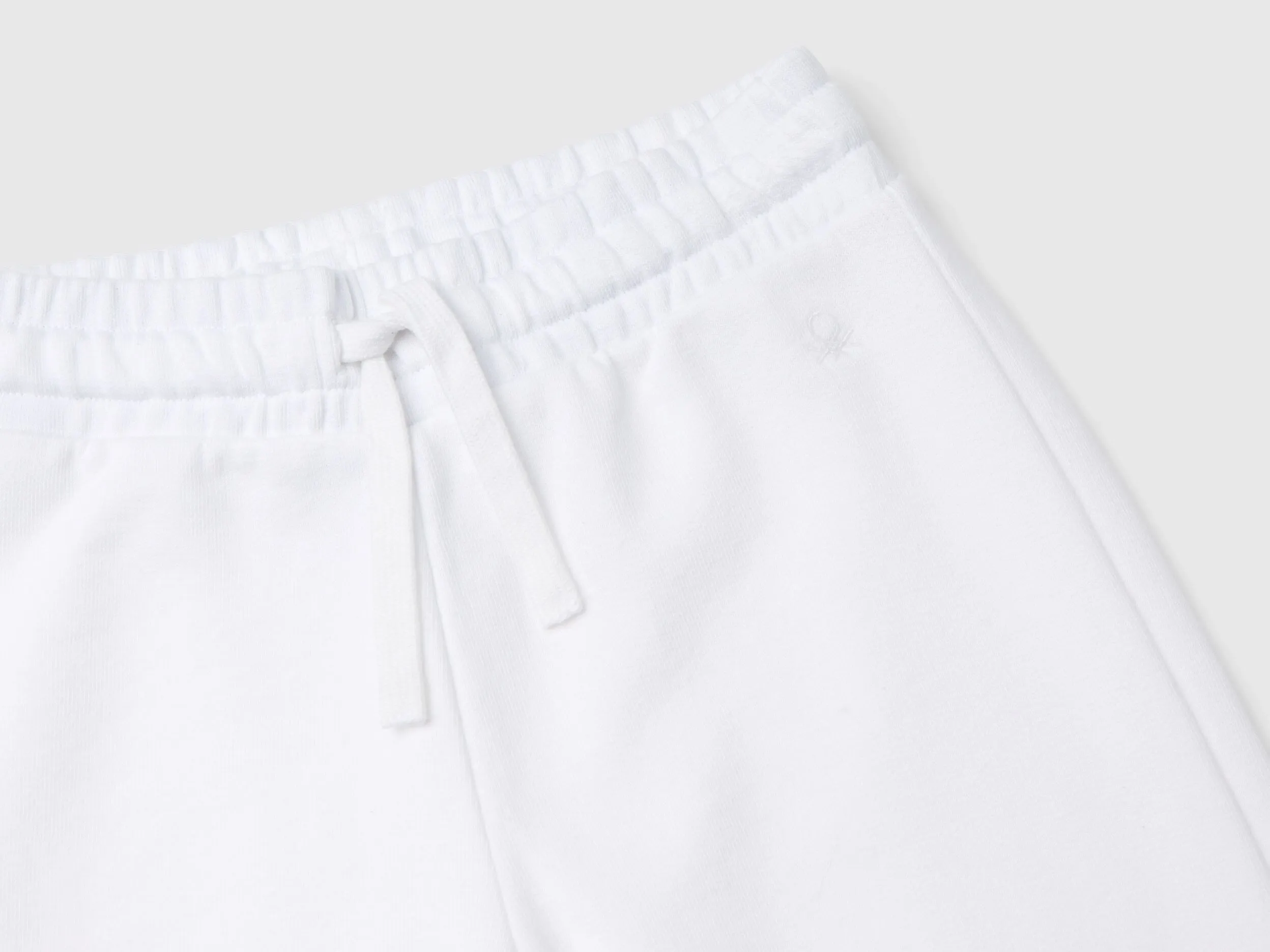 Pantalón de felpa con logotipo