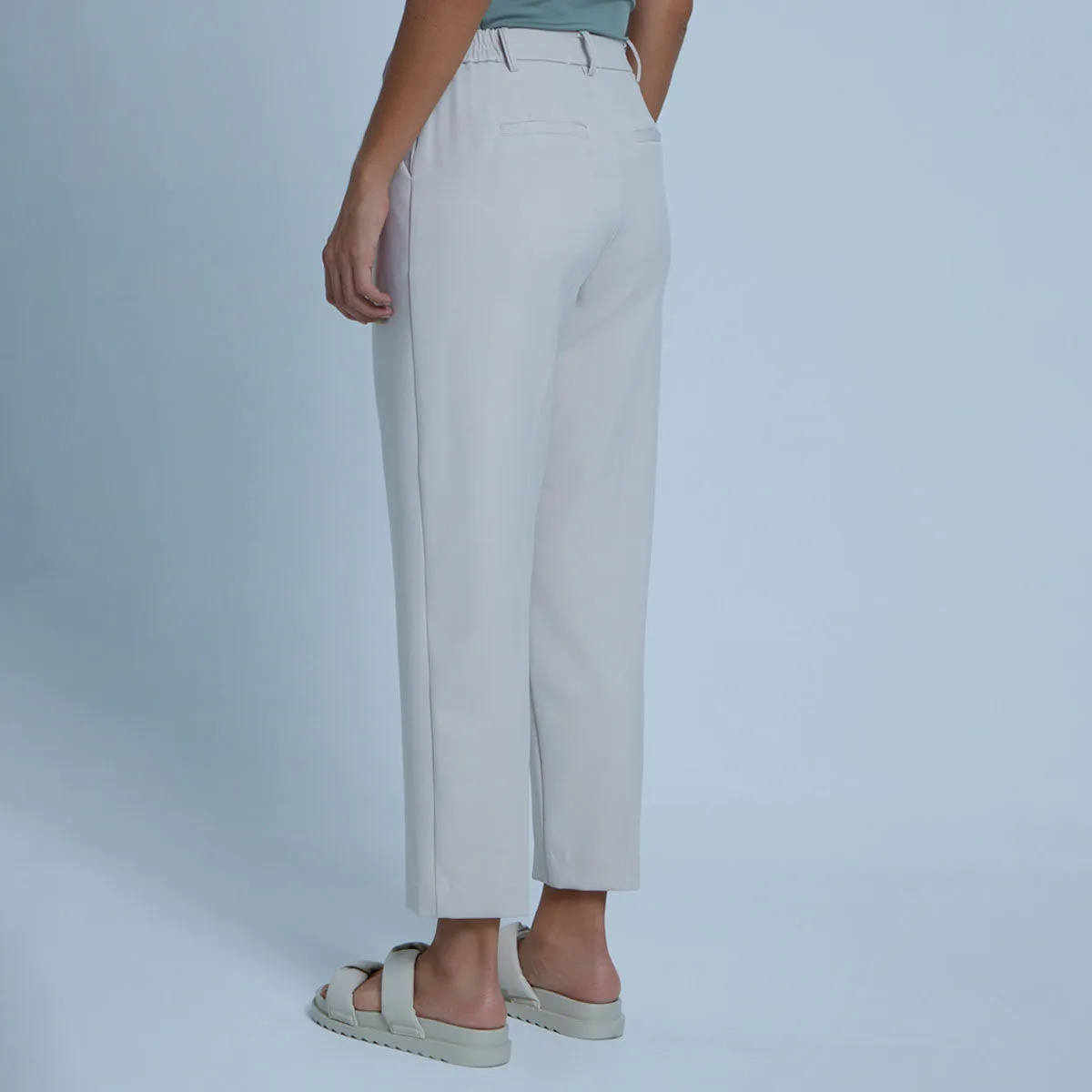 Pantalón Fluido con Prenses