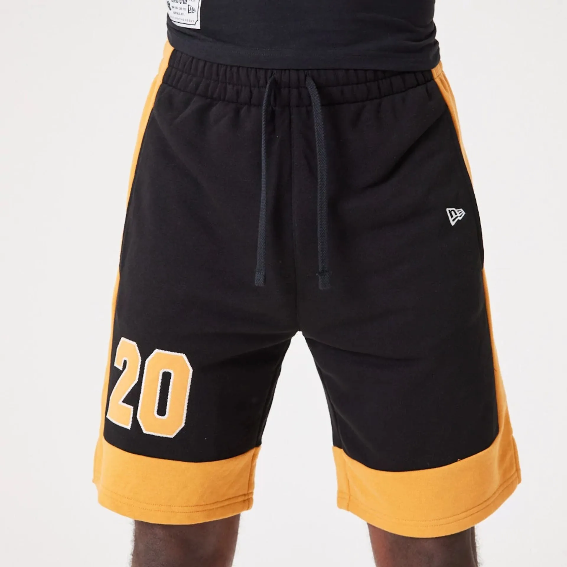Pantalón corto New Era Contemporary Oversized Negro