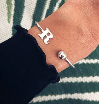 Pulsera Inicial Rigida