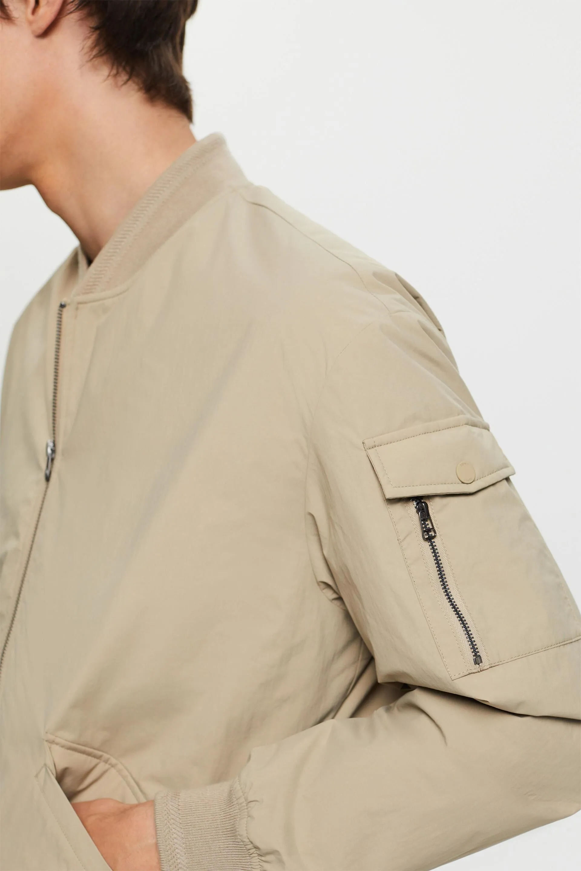 Reciclada: cazadora estilo bomber