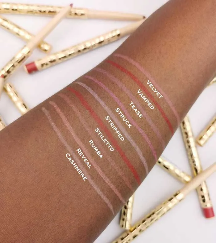 REVOLUTION PRO  PERFILADOR DE LABIOS NEW NEUTRAL  TEASE