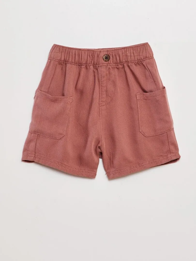 SHORT CON BOLSILLOS DE PARCHE  MARRON