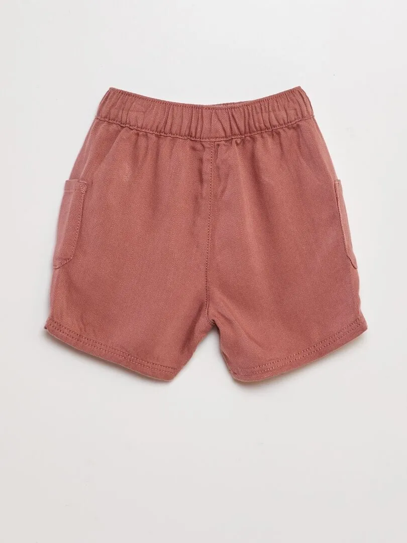 SHORT CON BOLSILLOS DE PARCHE  MARRON