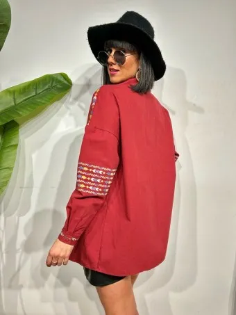 Sobrecamisa Étnica Bordados SAMAY Burdeos