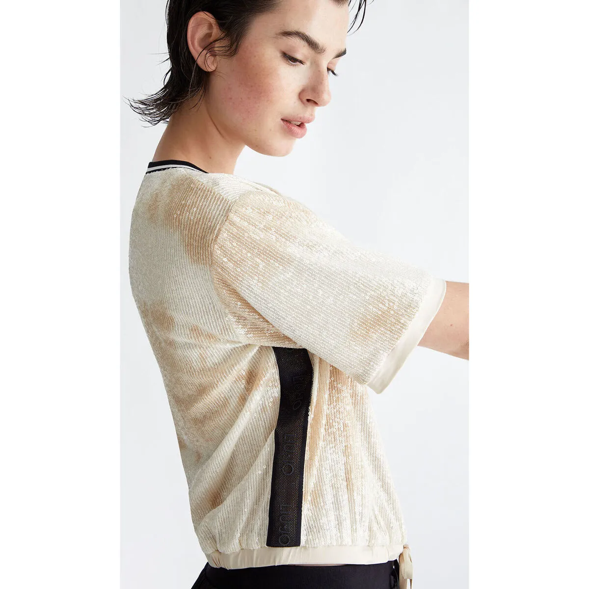 Sudadera con lentejuelas