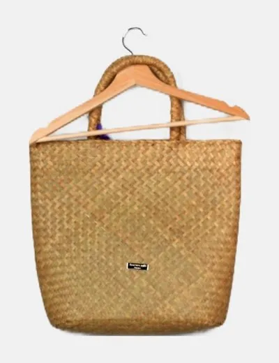 Teresa Cambi Bolso capazo detalle floral