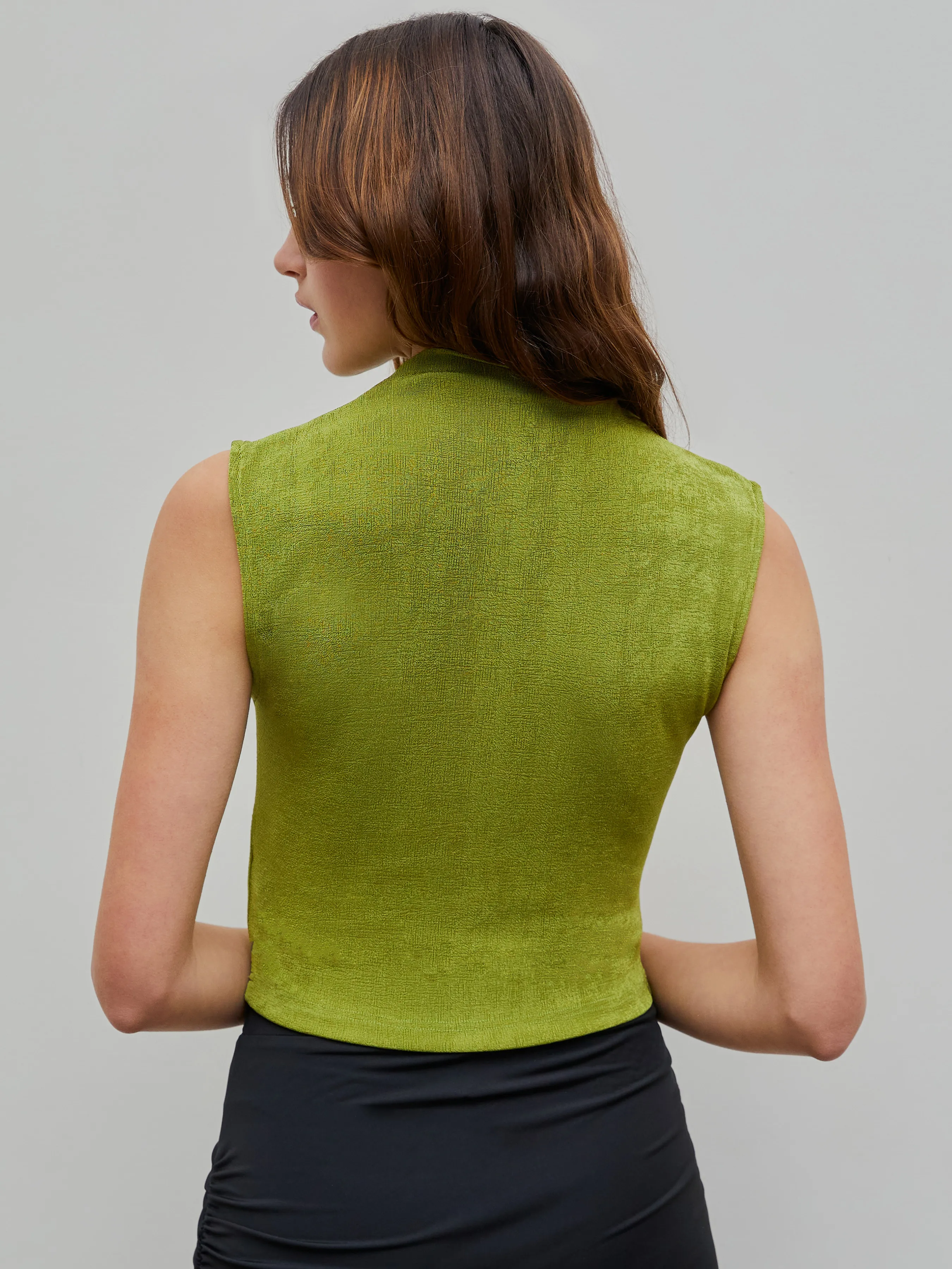  Top de Tanque de Cuello Alto de Jersey Sólido