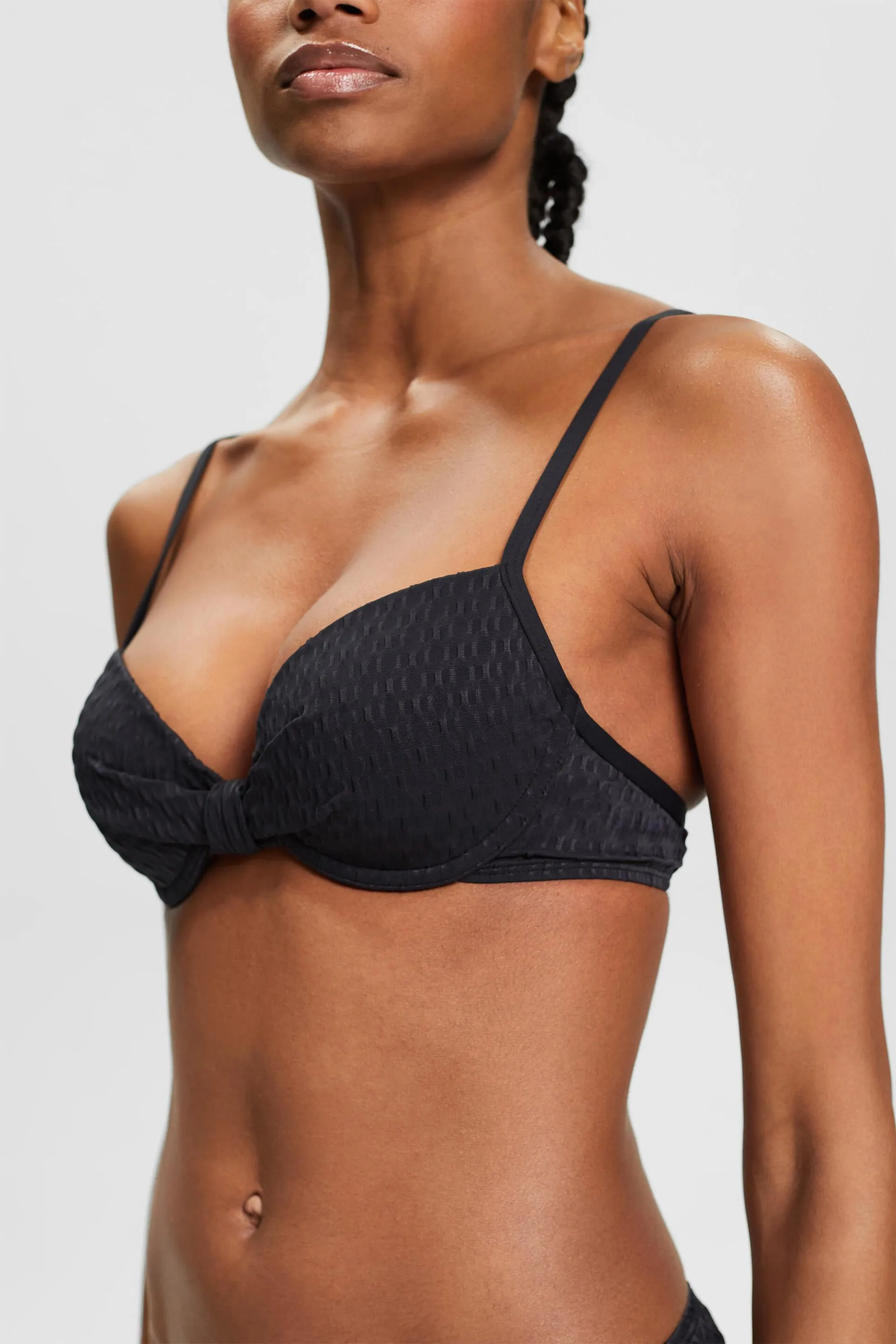 Tops de bikini estampados con relleno