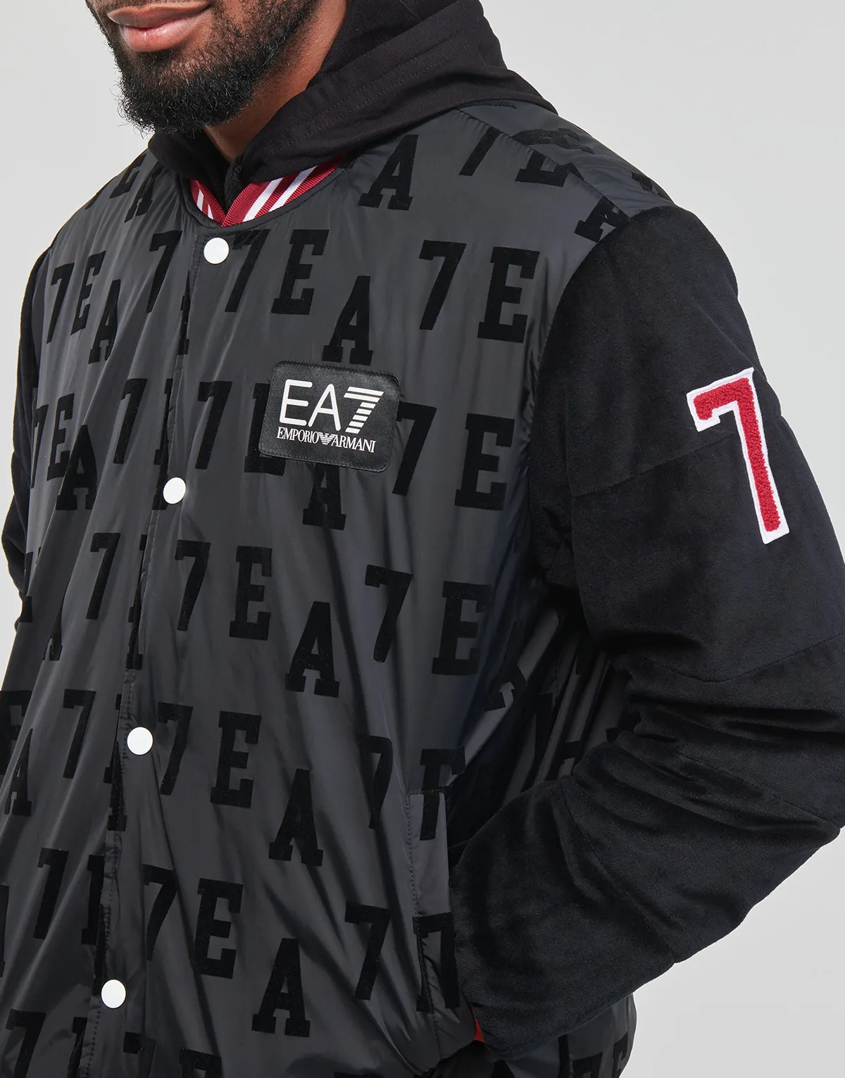UNIVERSITY SQUAD BOMBER JKT