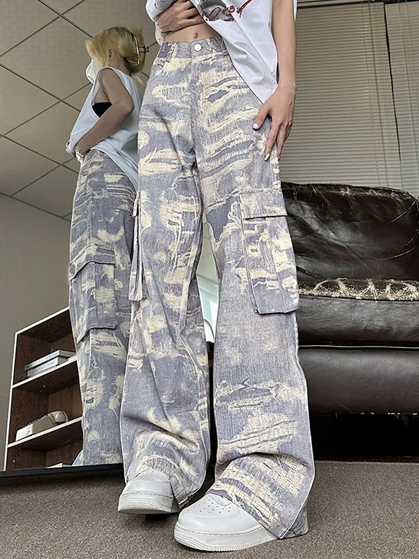 Vaqueros cargo con múltiples bolsillos y camuflaje Street Wash