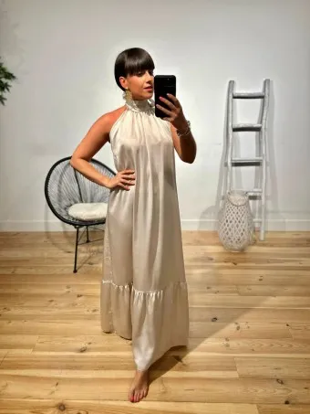 Vestido Halter Satinado ALAYNE Beige