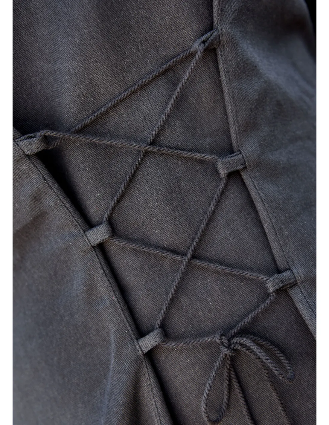 Vestido medieval Cortesana Meira con detalles en terciopelo, negro